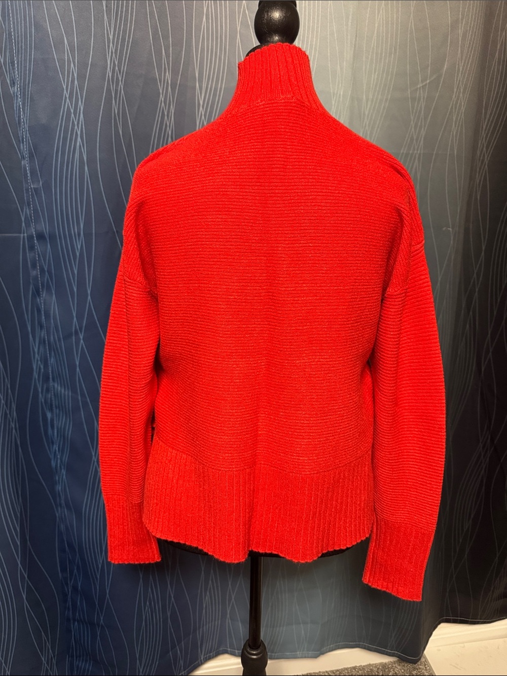 Evolution by Cyrus Red Ribbed Turtleneck Sweater - Picture 2 of 3
